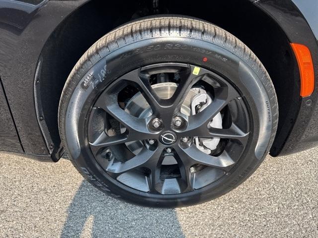 new 2025 Chrysler Pacifica car