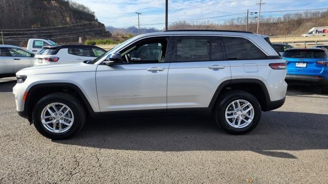 new 2025 Jeep Grand Cherokee car, priced at $36,497