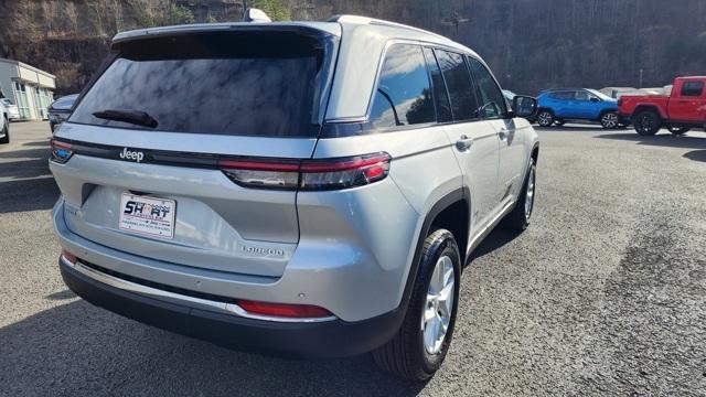 new 2025 Jeep Grand Cherokee car, priced at $35,197