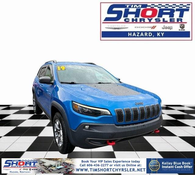 used 2019 Jeep Cherokee car, priced at $19,996