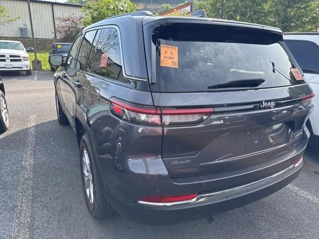 used 2022 Jeep Grand Cherokee car, priced at $33,500
