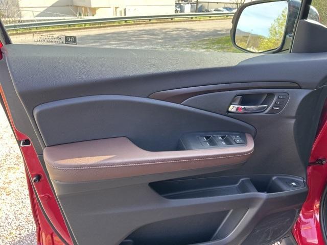 used 2025 Honda Ridgeline car, priced at $41,996