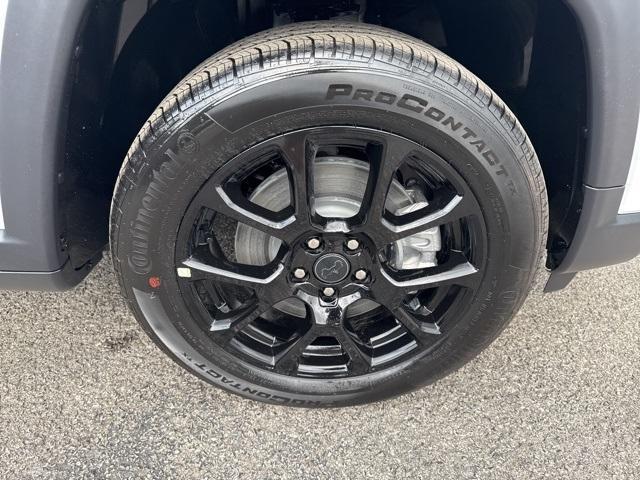 new 2025 Jeep Compass car, priced at $28,997