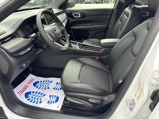 new 2025 Jeep Compass car, priced at $28,997
