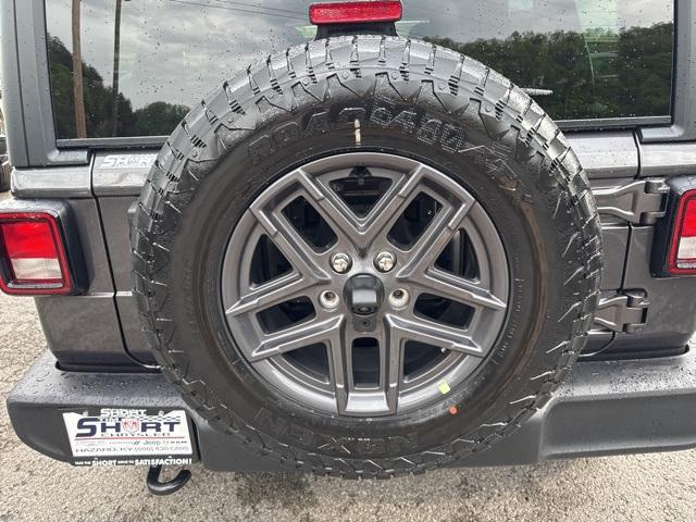new 2025 Jeep Wrangler car, priced at $42,997