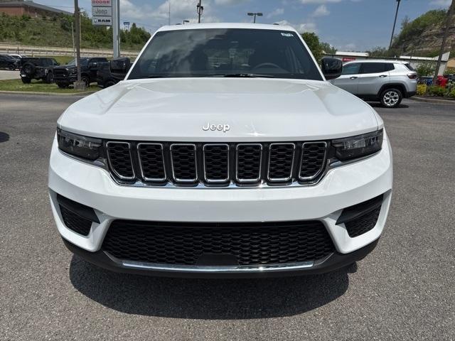 new 2025 Jeep Grand Cherokee car, priced at $37,747