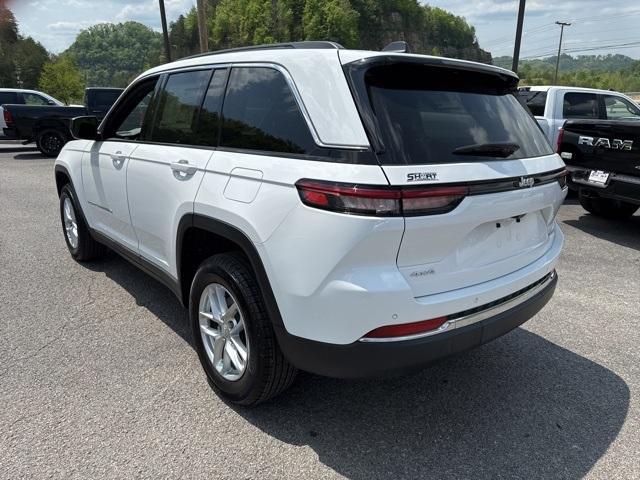 new 2025 Jeep Grand Cherokee car, priced at $37,747