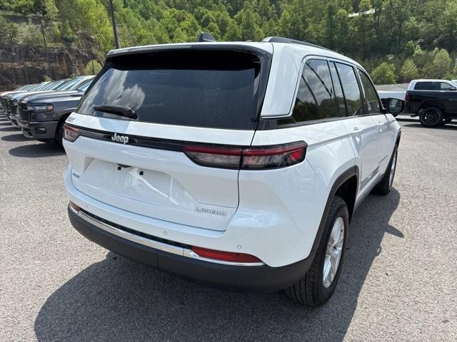 new 2025 Jeep Grand Cherokee car, priced at $37,747