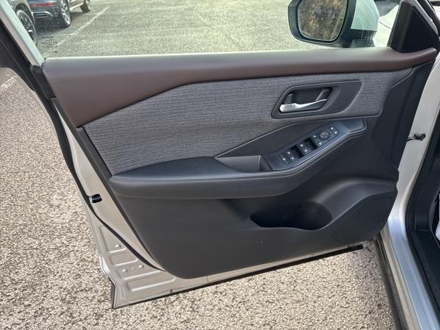 used 2022 Nissan Rogue car, priced at $18,700