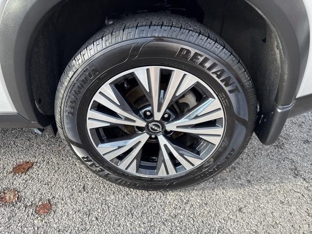 used 2022 Nissan Rogue car, priced at $18,700