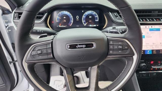 new 2025 Jeep Grand Cherokee car, priced at $44,497