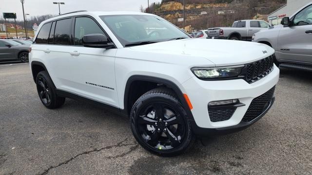 new 2025 Jeep Grand Cherokee car, priced at $44,497