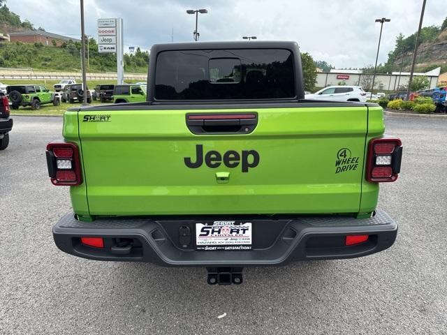 new 2025 Jeep Gladiator car, priced at $44,197