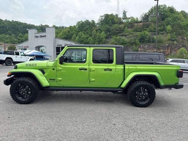 new 2025 Jeep Gladiator car, priced at $44,197