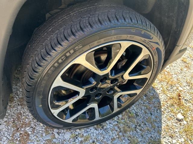 used 2018 Jeep Compass car, priced at $15,500