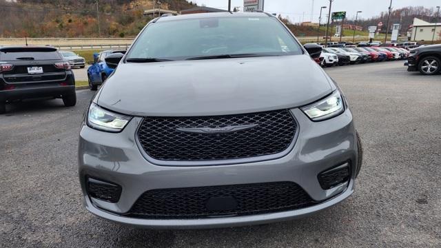 new 2025 Chrysler Pacifica car, priced at $49,797