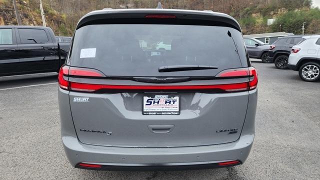 new 2025 Chrysler Pacifica car, priced at $49,797