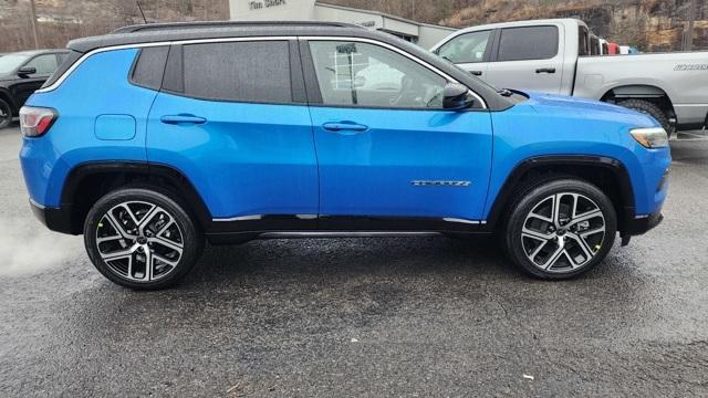 new 2025 Jeep Compass car, priced at $32,997