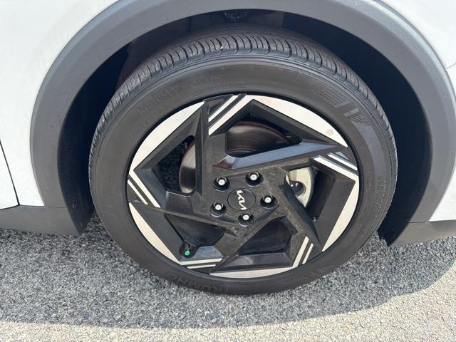 used 2025 Kia K4 car, priced at $22,996