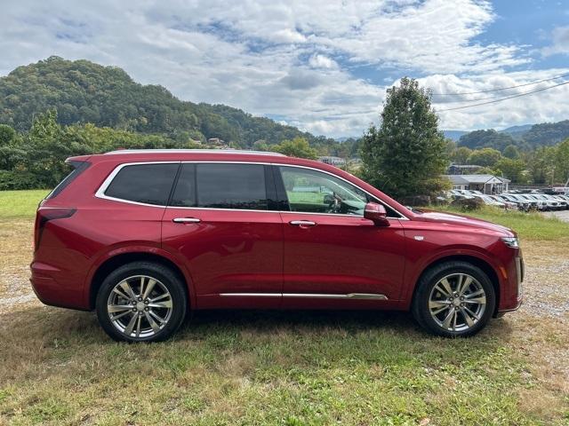 used 2024 Cadillac XT6 car, priced at $44,996