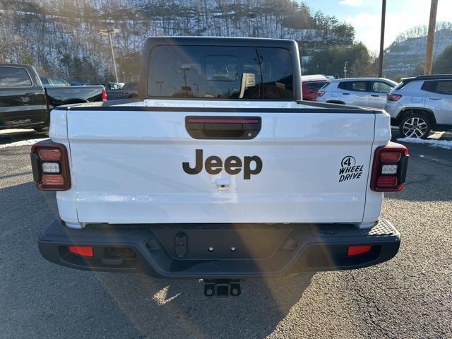 new 2025 Jeep Gladiator car, priced at $43,997