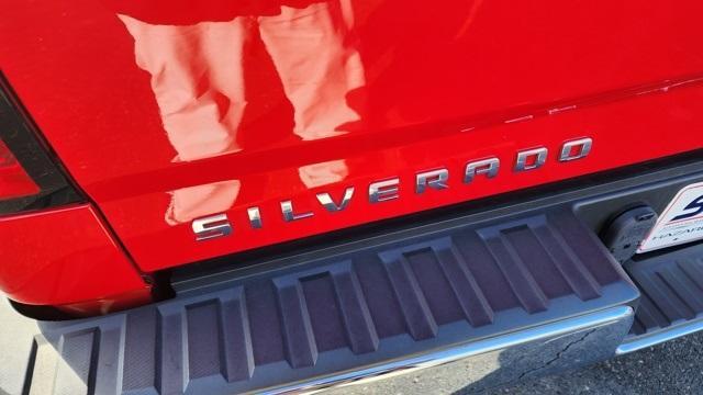 used 2018 Chevrolet Silverado 1500 car, priced at $24,996