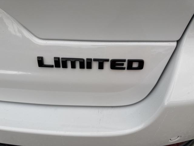 new 2025 Jeep Grand Cherokee car, priced at $45,877