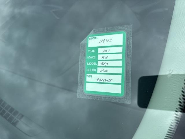 used 2024 Ford Edge car, priced at $24,500