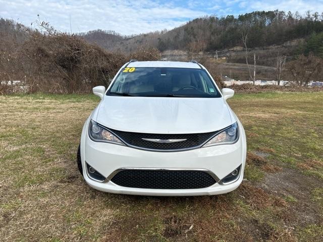 used 2020 Chrysler Pacifica car, priced at $17,996