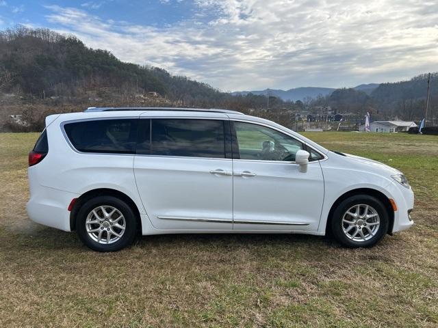 used 2020 Chrysler Pacifica car, priced at $17,996