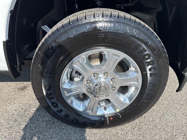 new 2025 Ram 3500 car, priced at $67,418