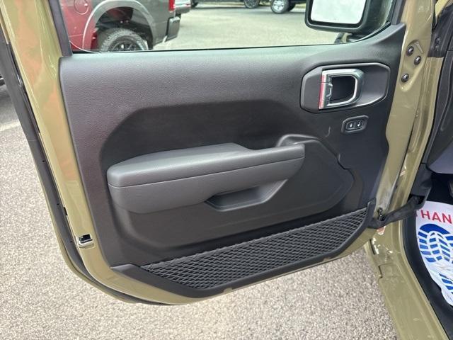 new 2025 Jeep Wrangler car, priced at $38,997