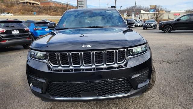 new 2025 Jeep Grand Cherokee car, priced at $36,497