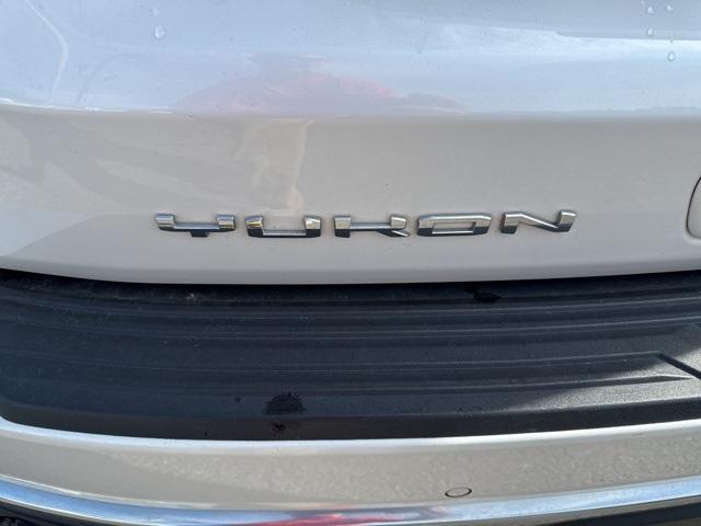 used 2022 GMC Yukon XL car, priced at $58,996