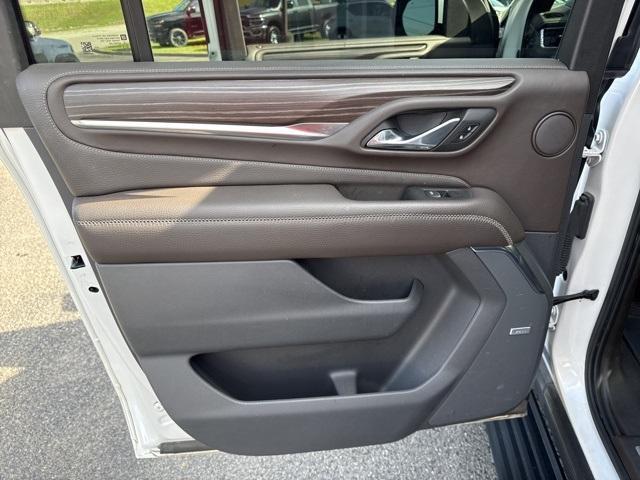 used 2022 GMC Yukon XL car, priced at $58,996