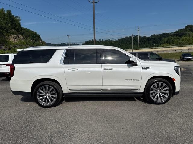 used 2022 GMC Yukon XL car, priced at $58,996