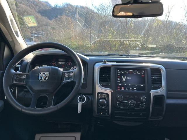 used 2020 Ram 1500 Classic car, priced at $25,996