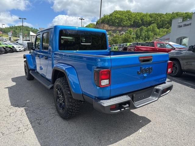 new 2025 Jeep Gladiator car, priced at $41,497