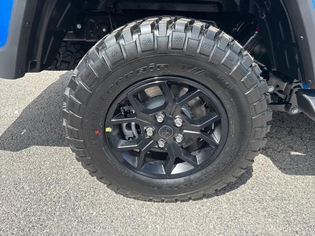 new 2025 Jeep Gladiator car, priced at $41,497