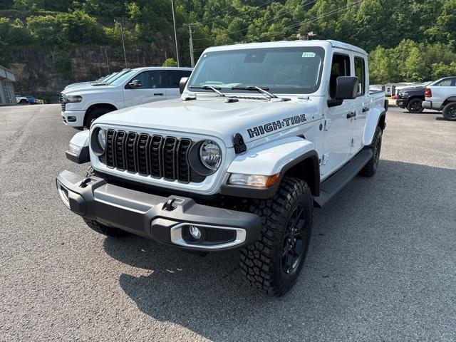 new 2025 Jeep Gladiator car, priced at $40,997