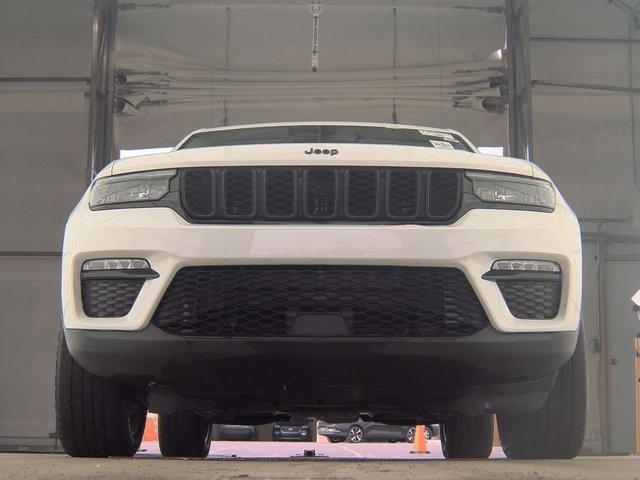 used 2023 Jeep Grand Cherokee car, priced at $28,996