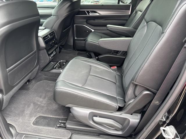 new 2025 Jeep Wagoneer L car, priced at $74,597