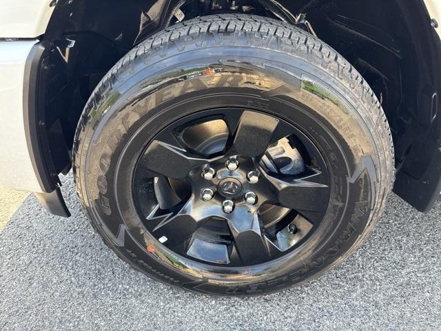new 2025 Ram 1500 car, priced at $41,997