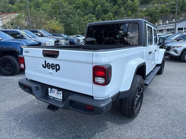 used 2023 Jeep Gladiator car, priced at $27,996