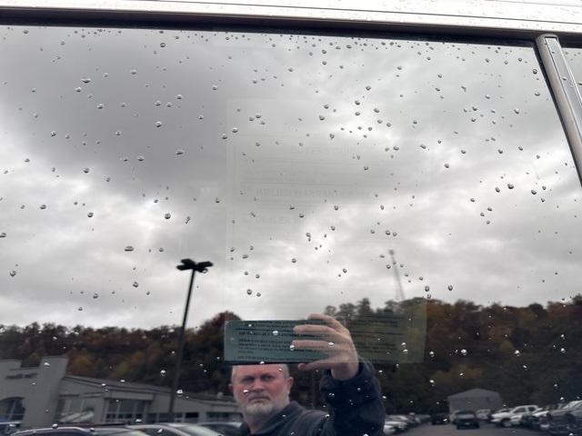 used 2018 GMC Yukon car, priced at $29,564