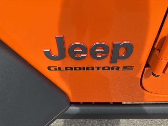 used 2025 Jeep Gladiator car, priced at $50,997