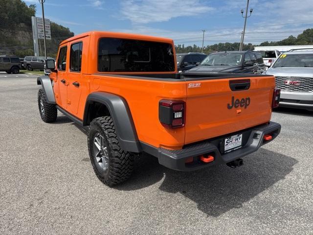 used 2025 Jeep Gladiator car, priced at $50,997