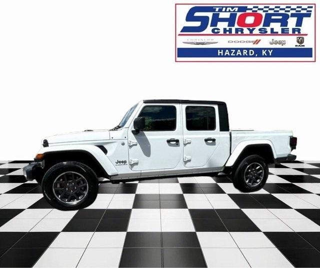 used 2023 Jeep Gladiator car, priced at $30,996