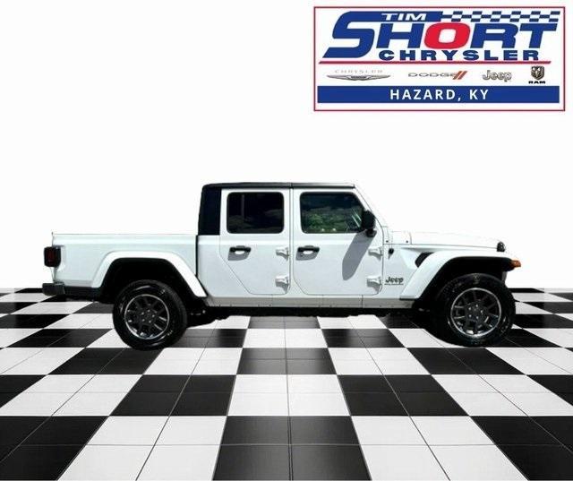 used 2023 Jeep Gladiator car, priced at $30,996