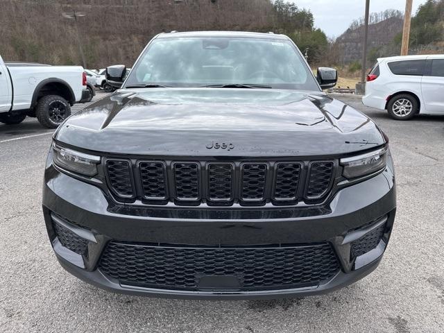 new 2025 Jeep Grand Cherokee car, priced at $40,150